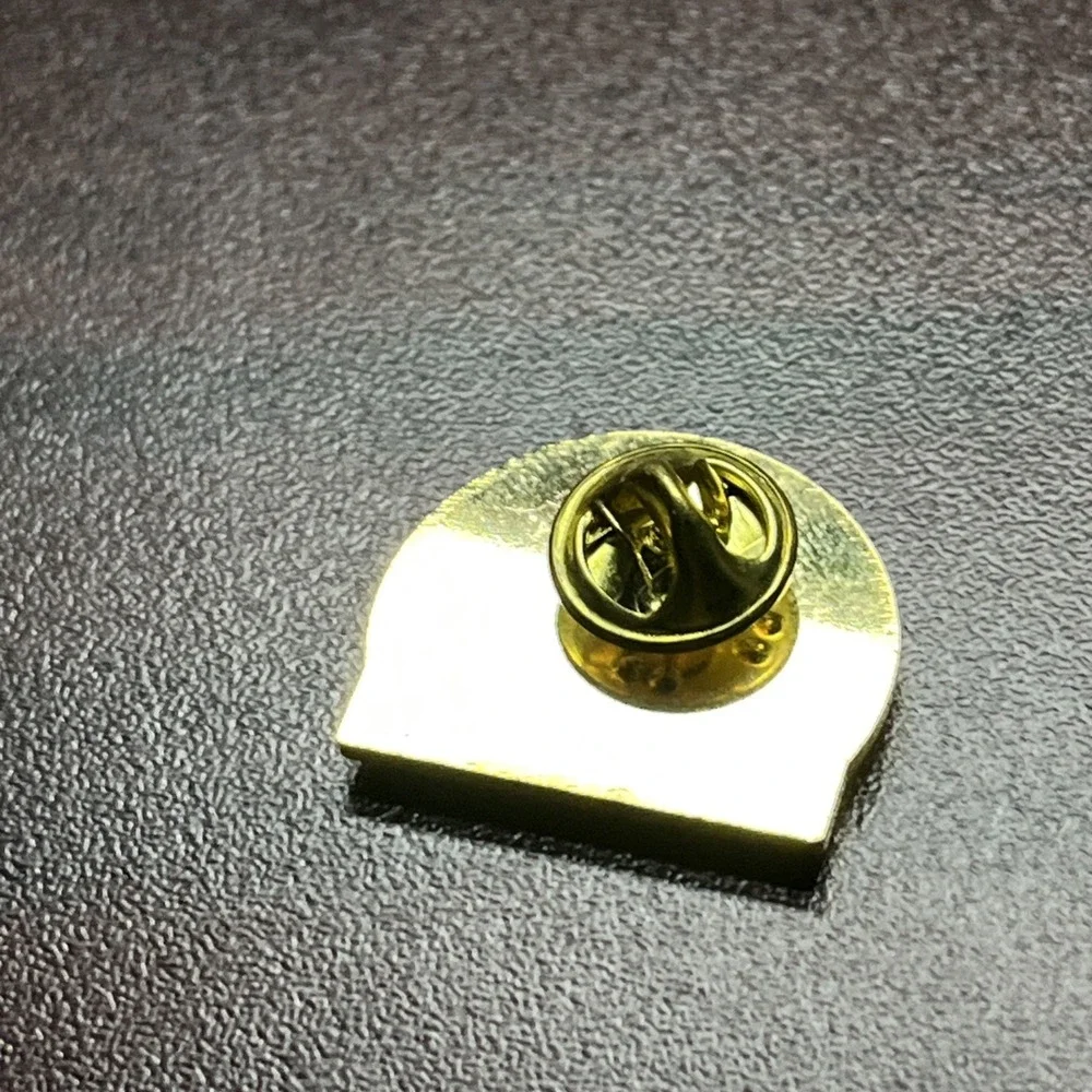 Port Of Churchill Hudson‎ Bay Port Company Canada Lapel Hat Pin